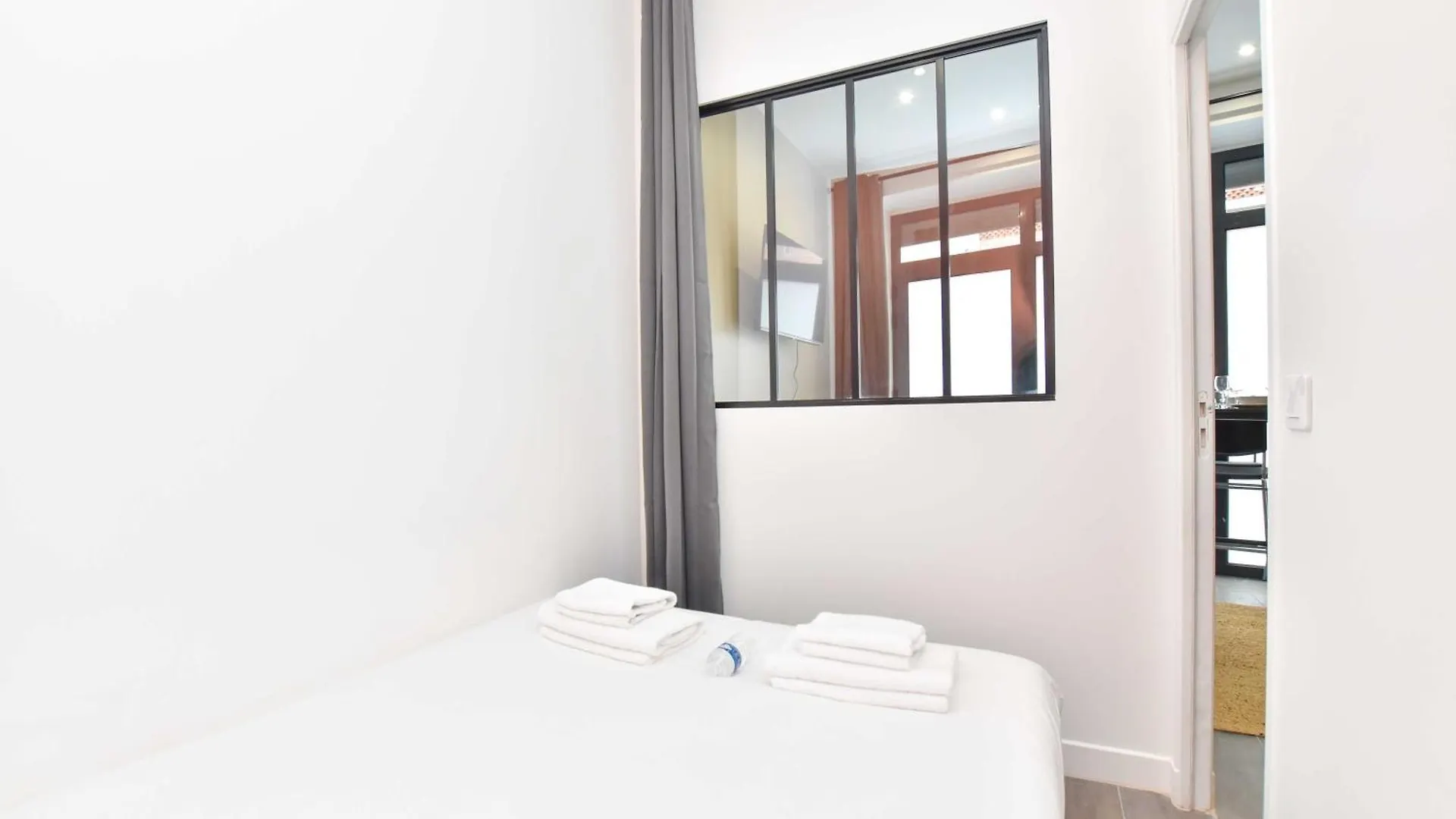 Apartment Amazing Apartement 4Br Menilmontant Paris France